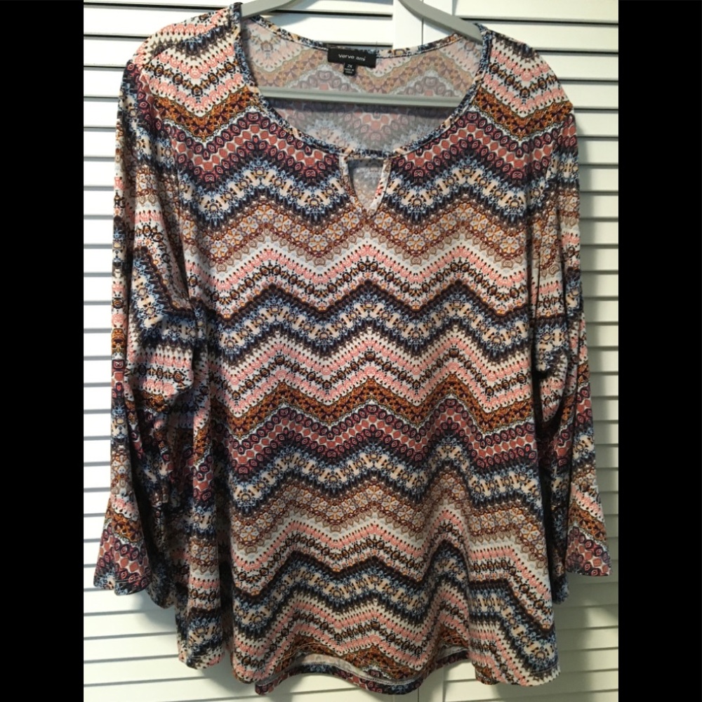 Chevron bell sleeve top with cutout detail